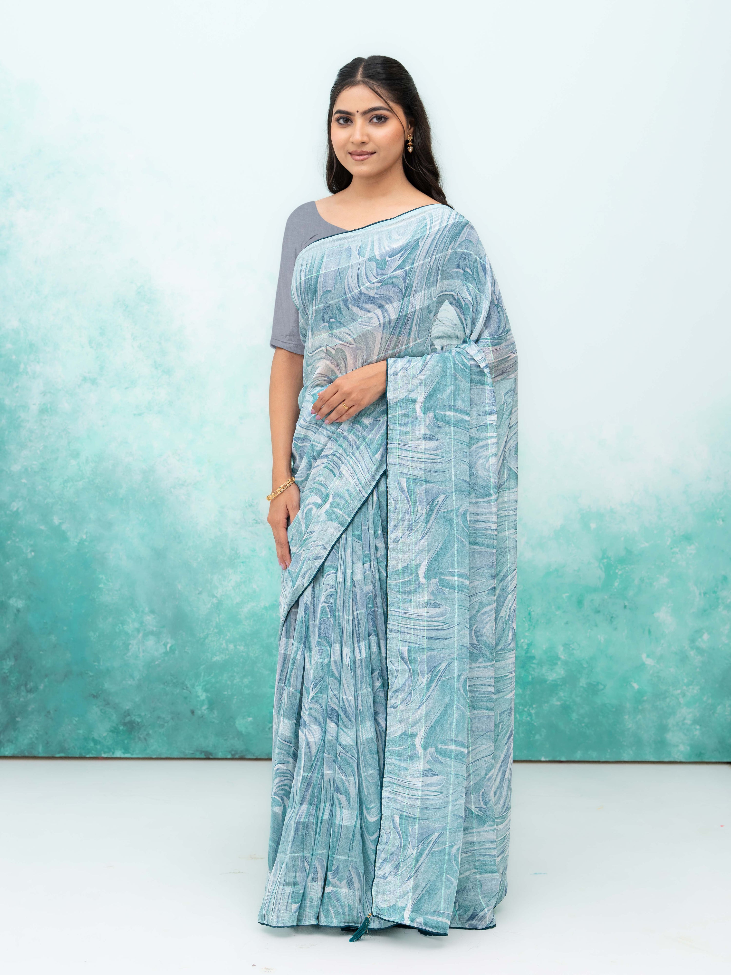 Gray Weightless Saree