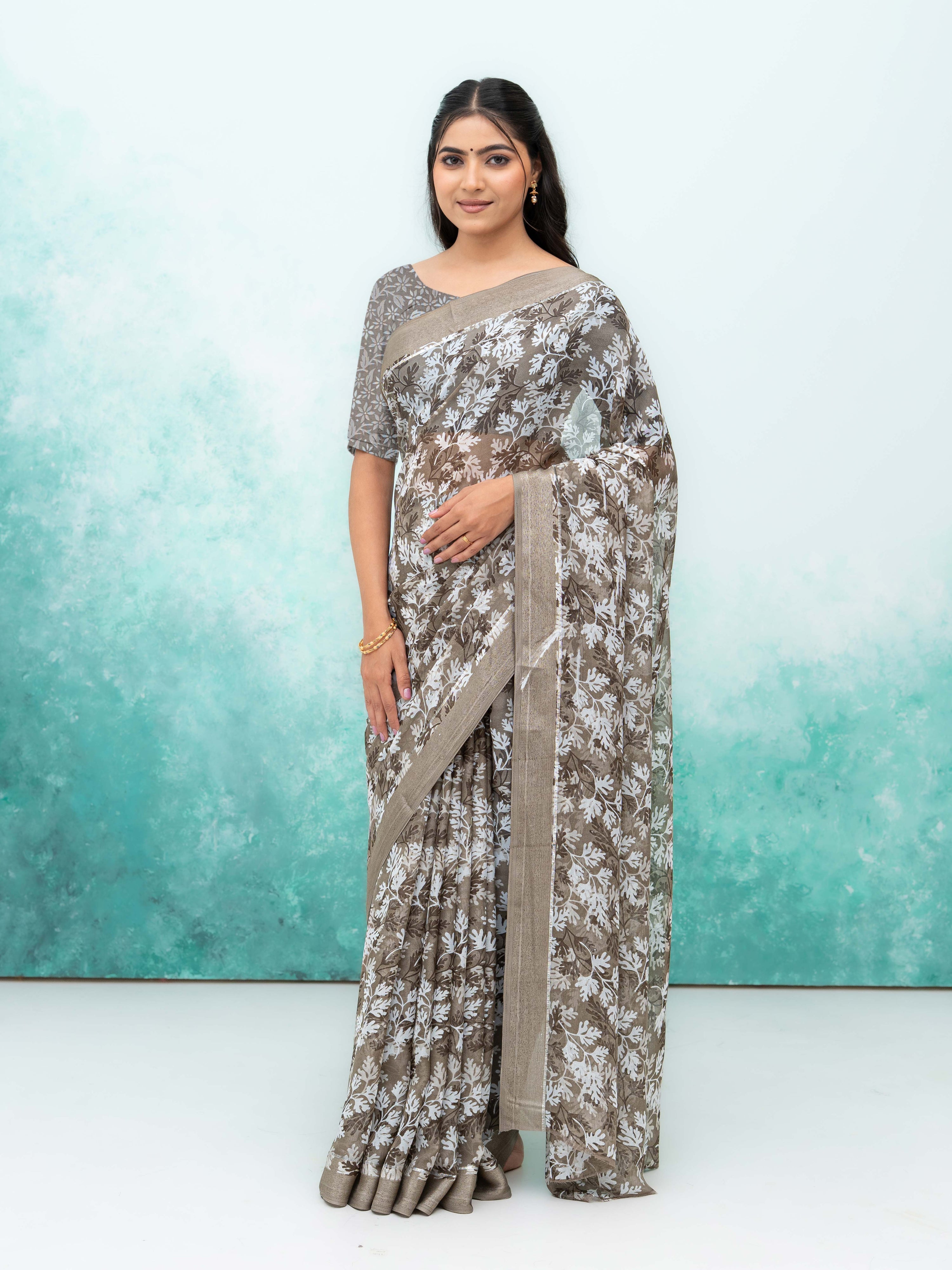 Brown Weightless Saree