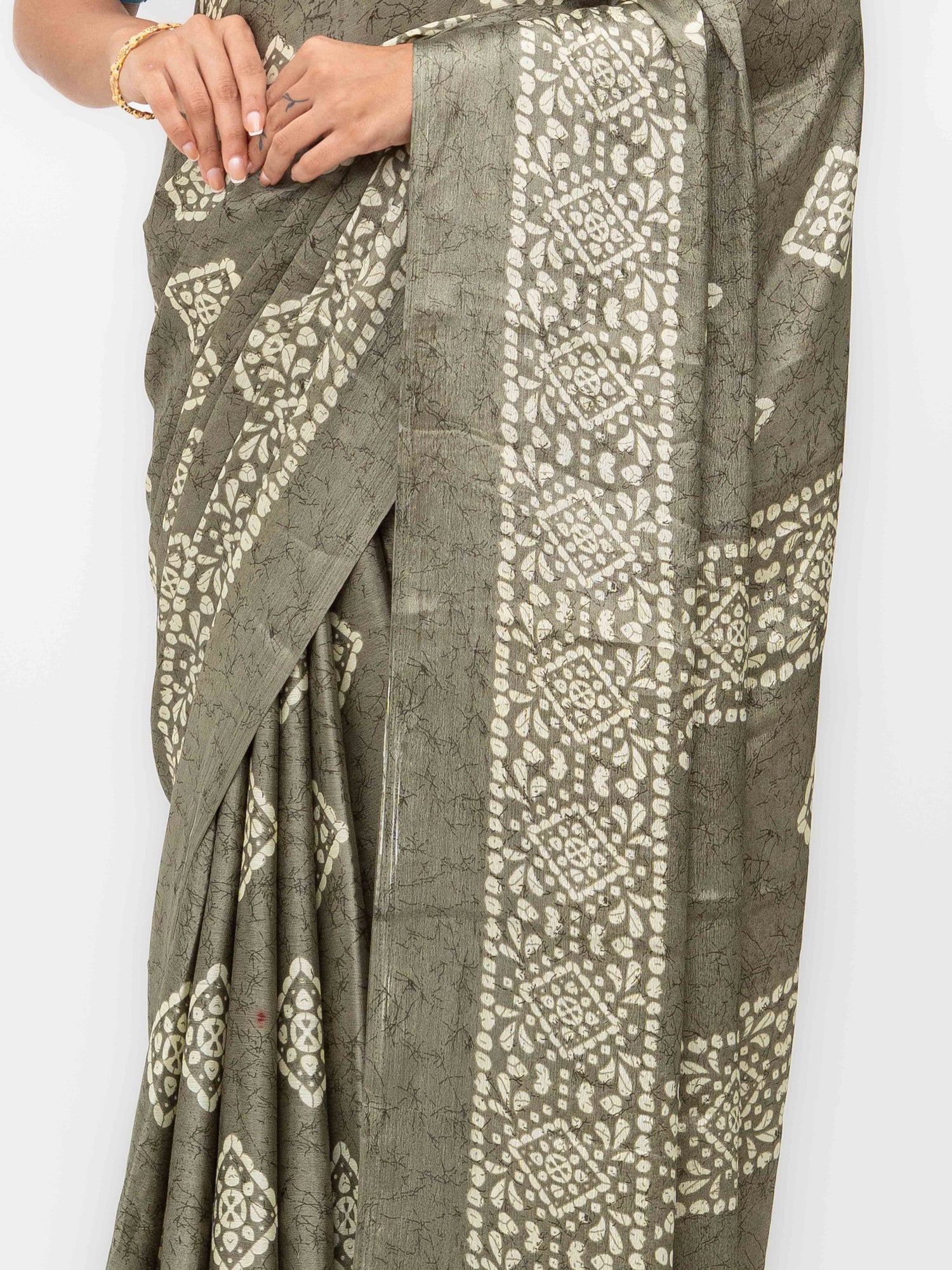 Gray Crepe Saree