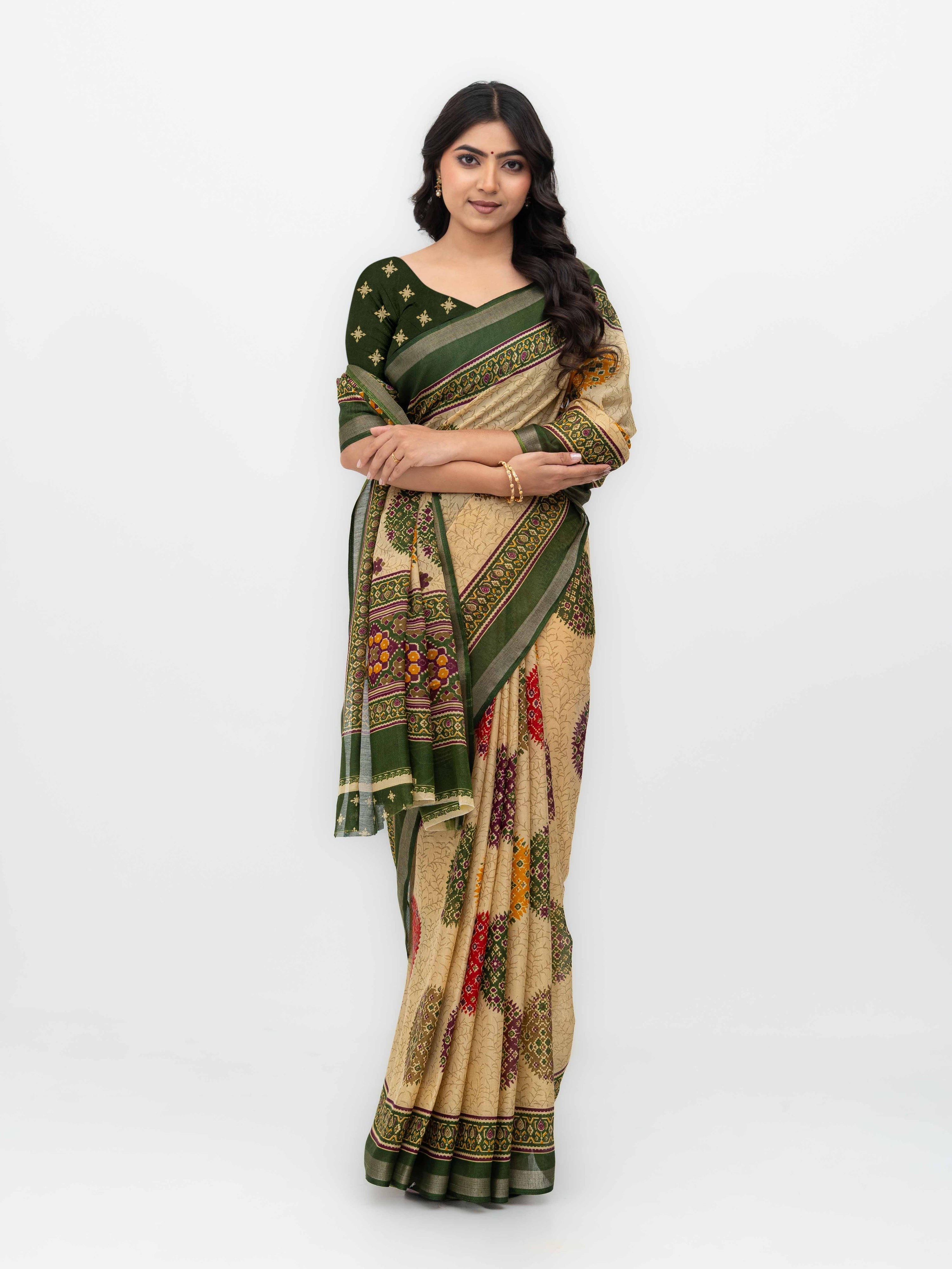 Beige &amp; Green Mall Cotton Saree