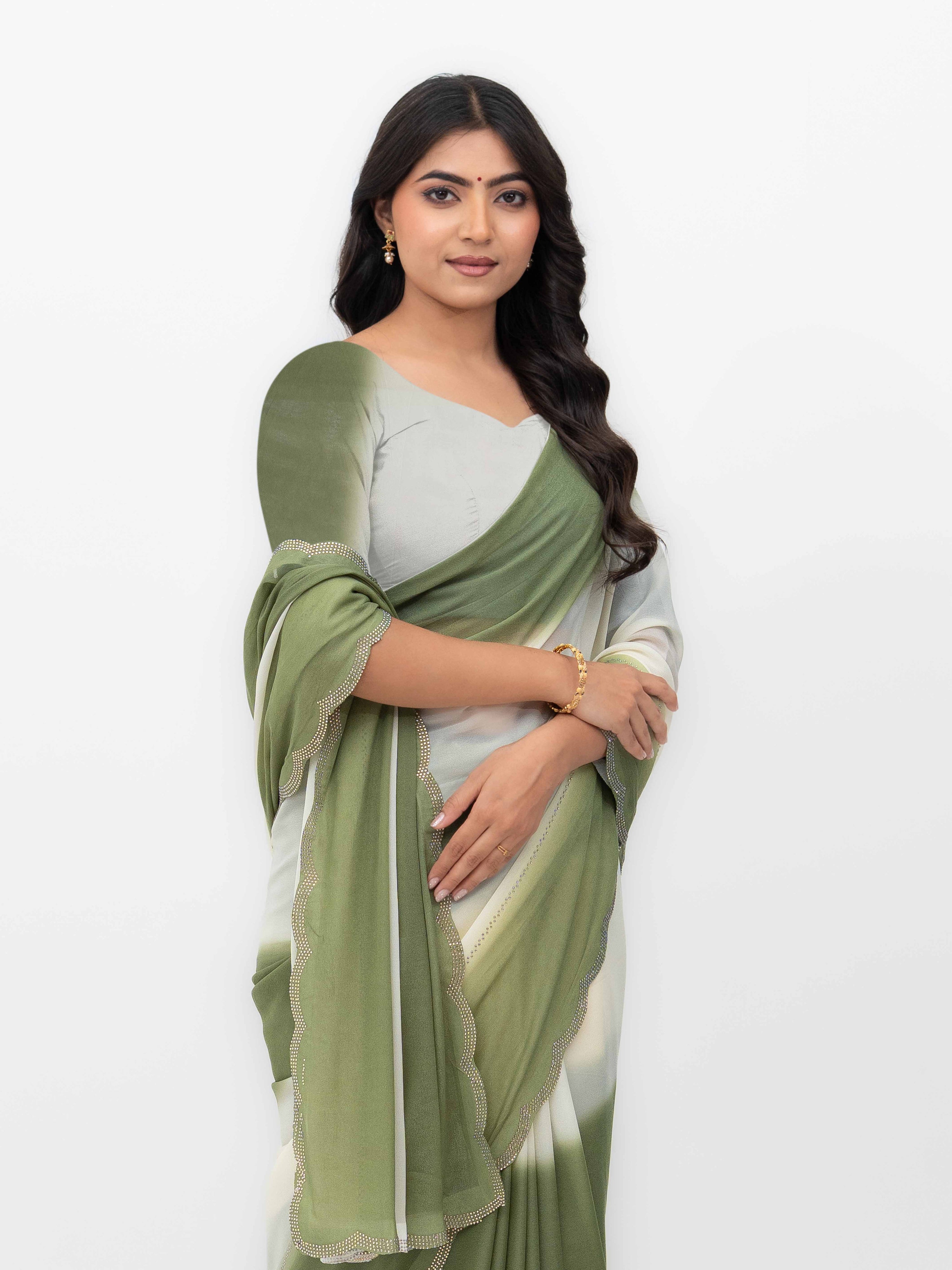 White &amp;Olive Georgette Saree