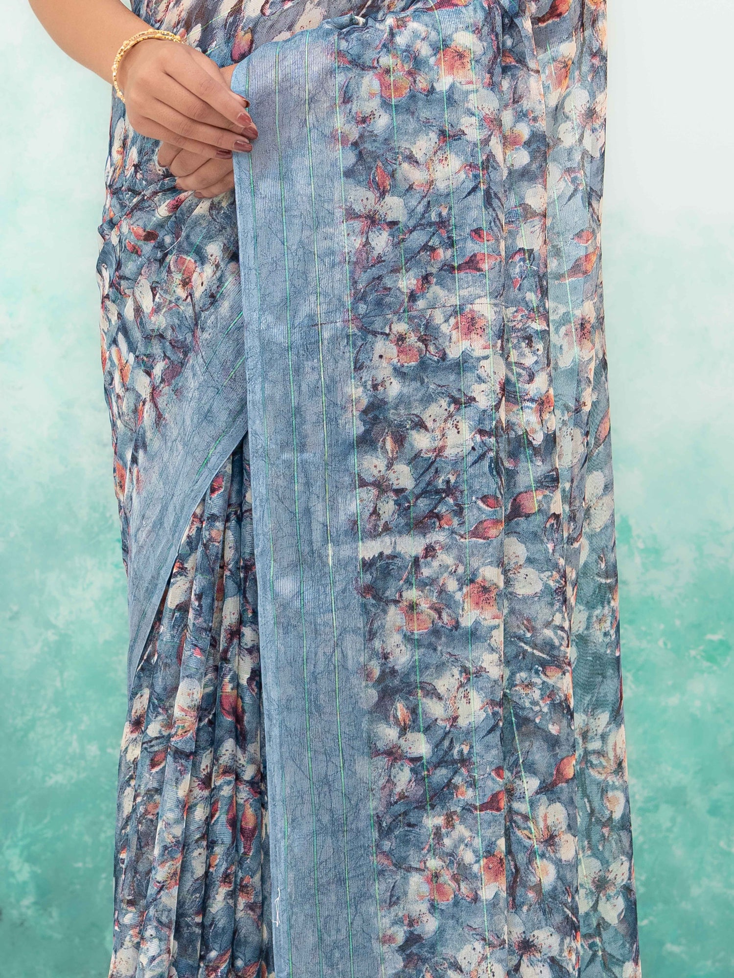 Gray Weightless Saree