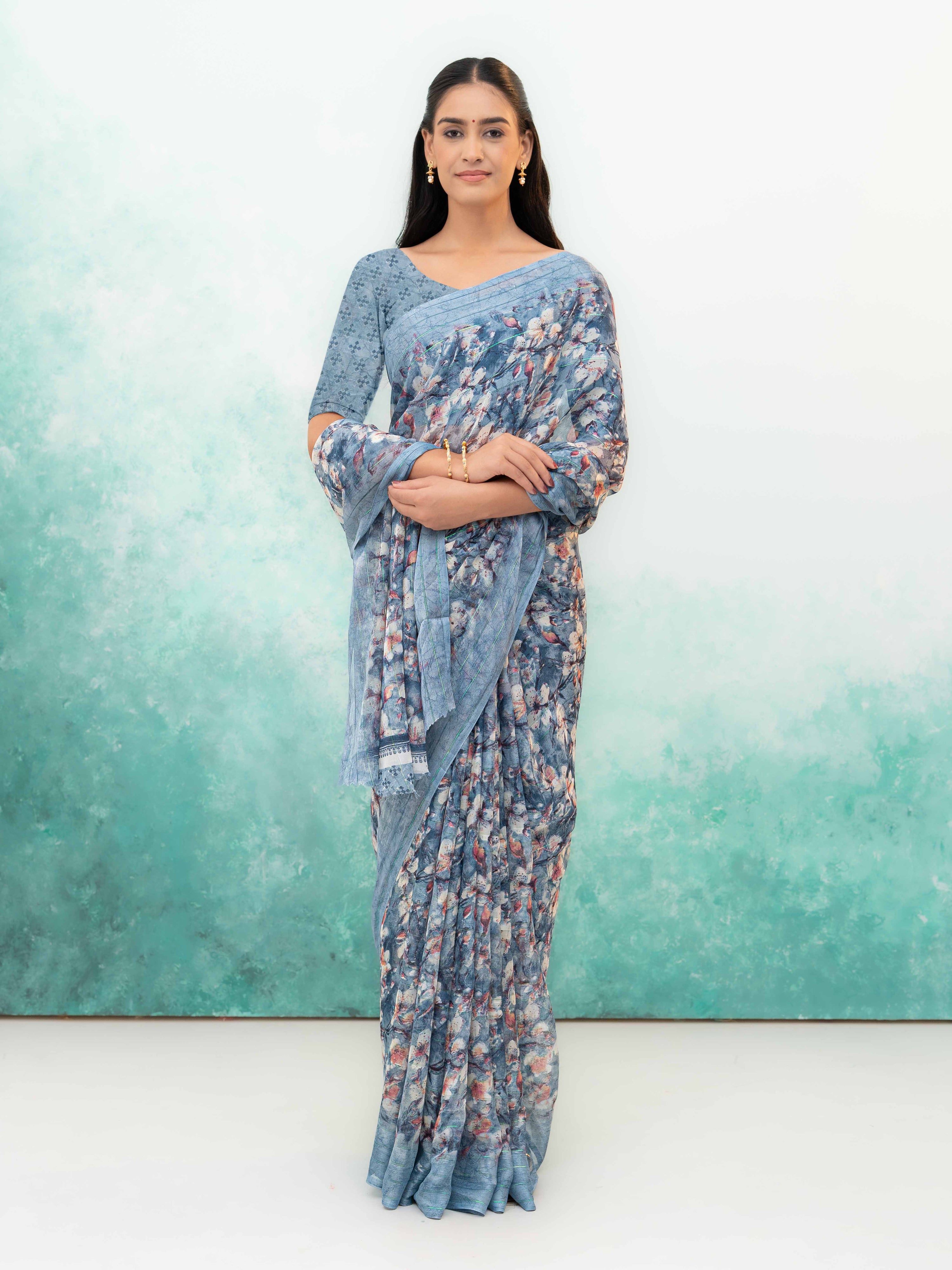 Gray Weightless Saree