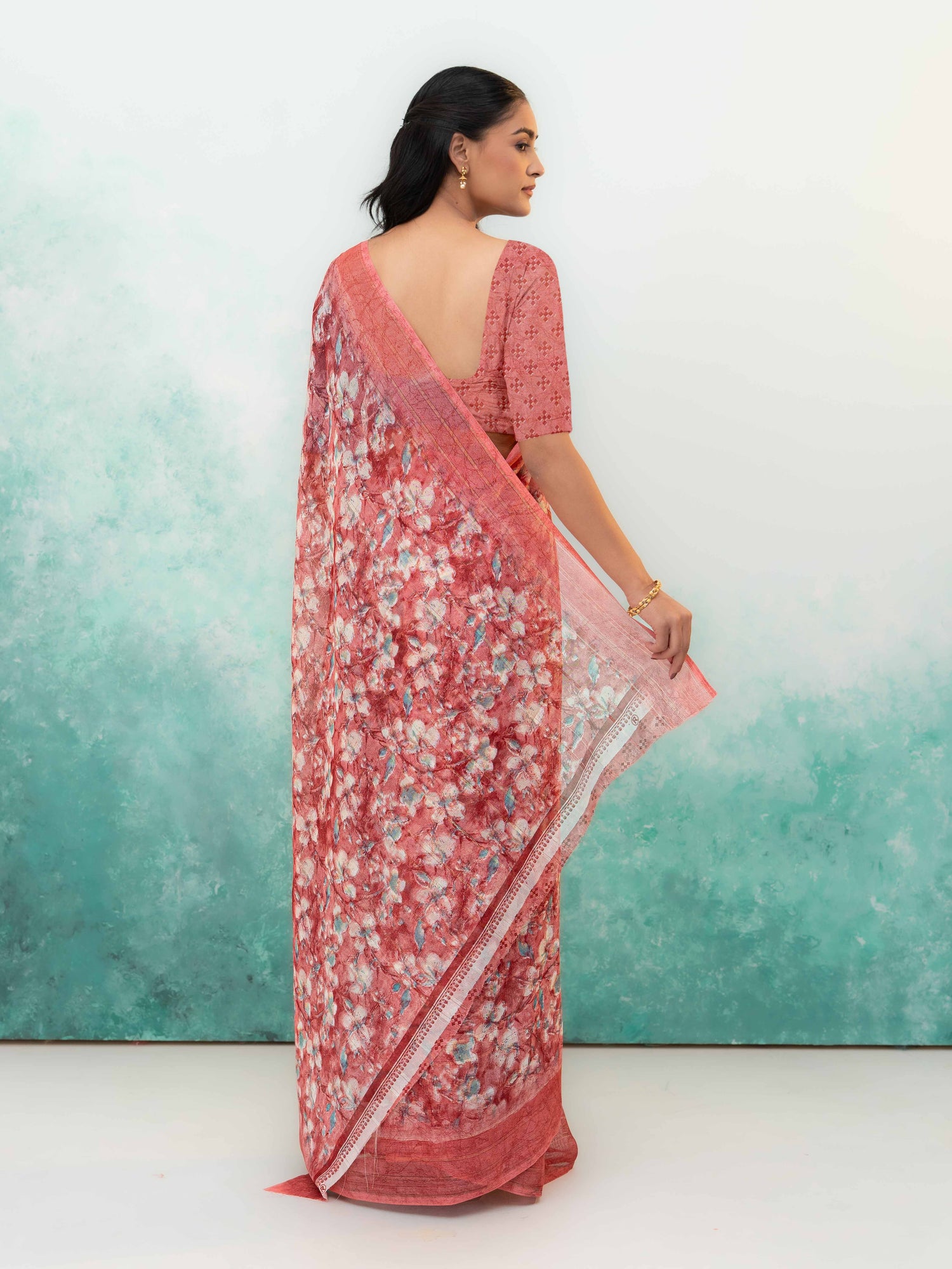 Pink Weightless Saree