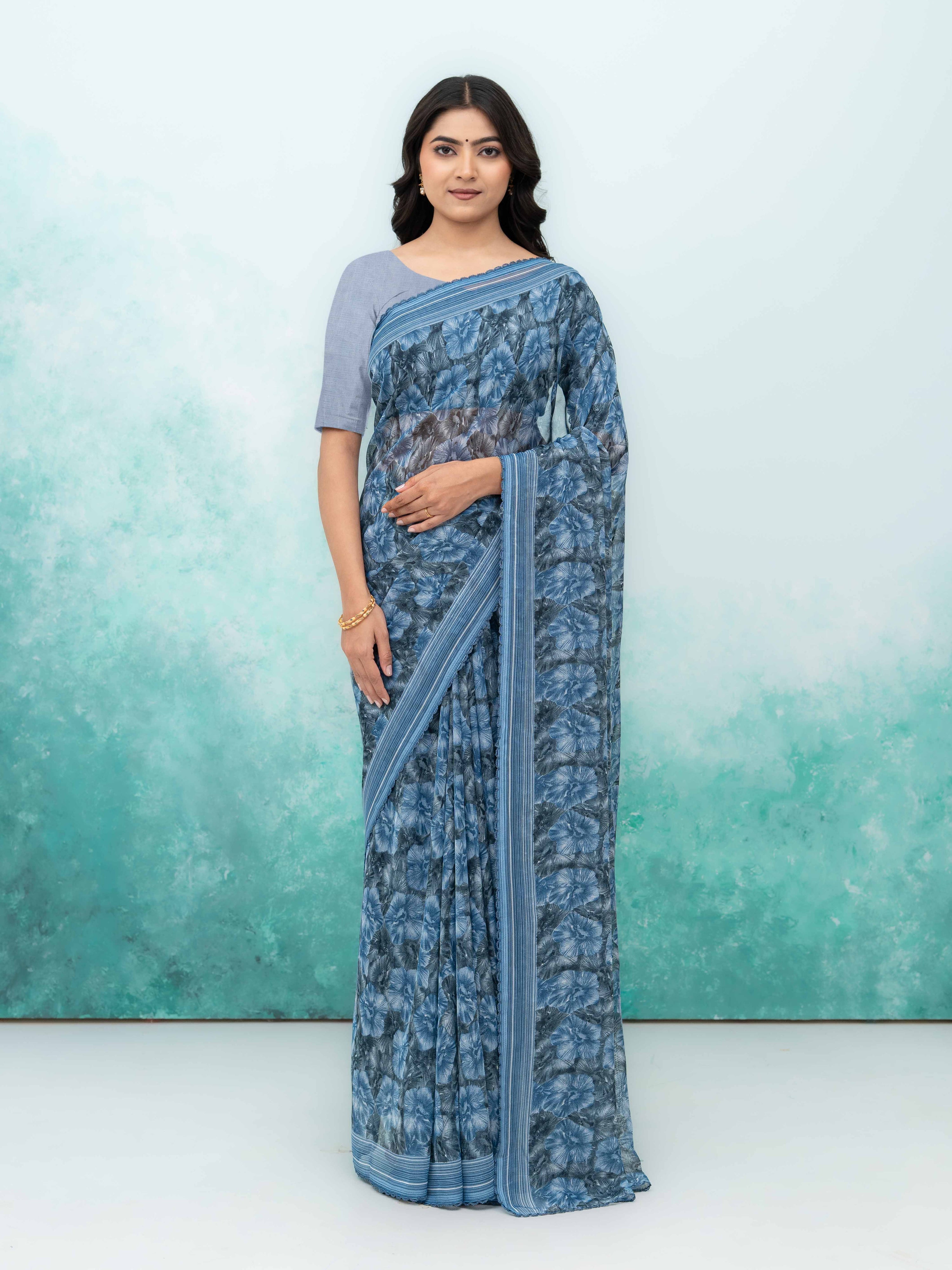 Gray Weightless Saree