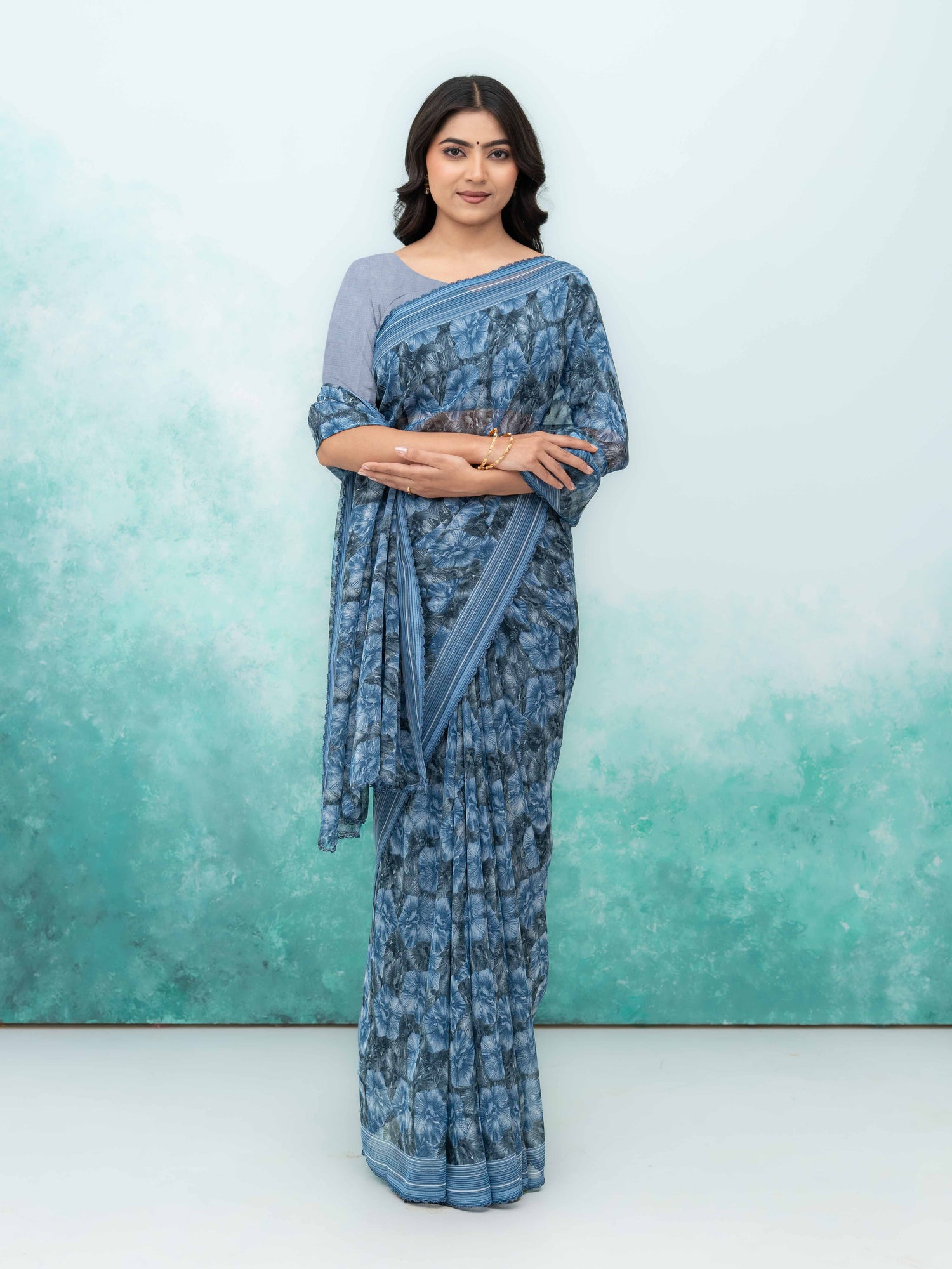 Gray Weightless Saree
