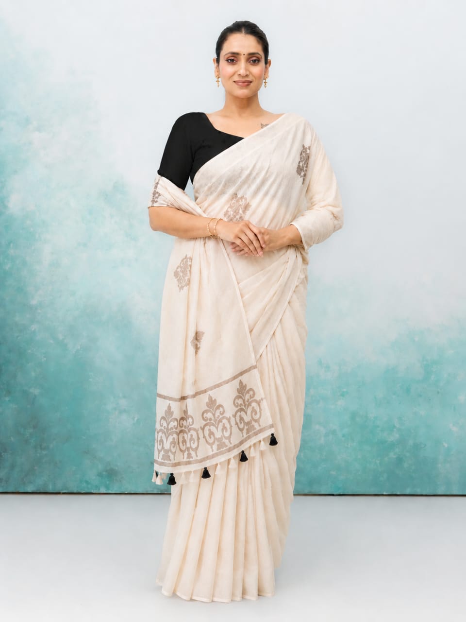 Off-White Cotton Linen Saree